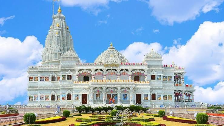 Hotel Maa Gayatri Dham à Vrindāvan Extérieur photo